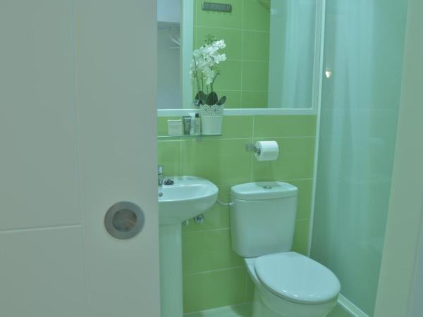 Nersan : photo 5 de la chambre chambre double avec balcon