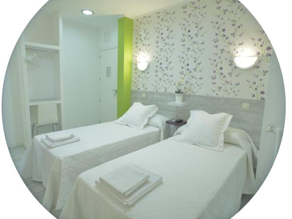 Nersan : photo 6 de la chambre chambre double ou lits jumeaux avec salle de bains privative