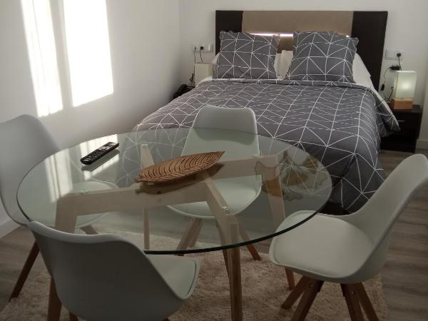 Alicante Center Apart : photo 6 de la chambre appartement avec terrasse