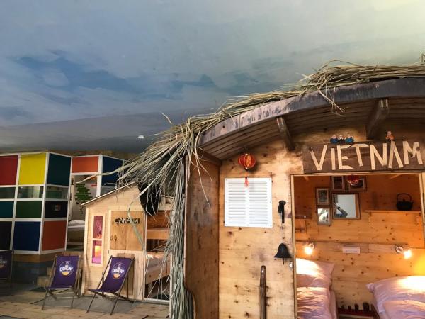 HafenTraum IndoorCampingHostel : photo 2 de la chambre petite chambre double