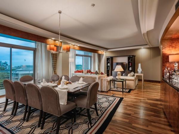 Calista Luxury Resort : photo 4 de la chambre suite présidentielle avec transfert aéroport aller-retour