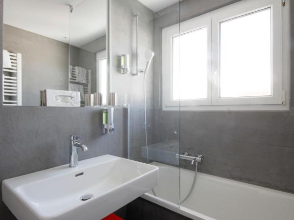 Hotel Elite : photo 1 de la chambre chambre familiale (2 adultes et 2 enfants)