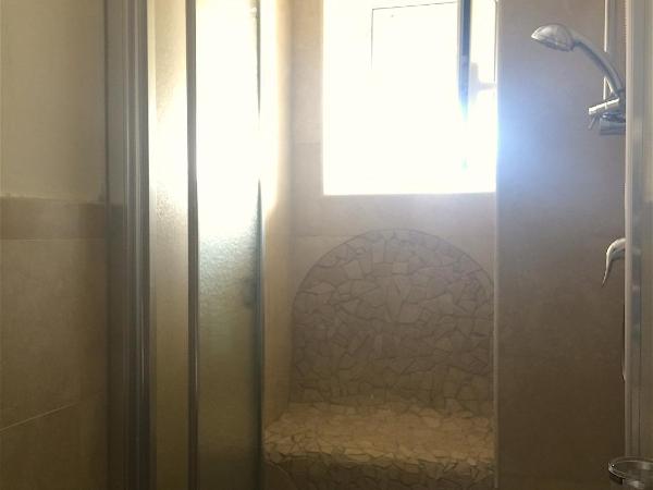 Harbour View B&B : photo 3 de la chambre chambre double ou lits jumeaux standard avec balcon