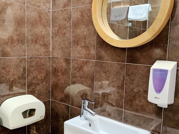 WW Hostel & Suites : photo 8 de la chambre chambre familiale (4 adultes) 
