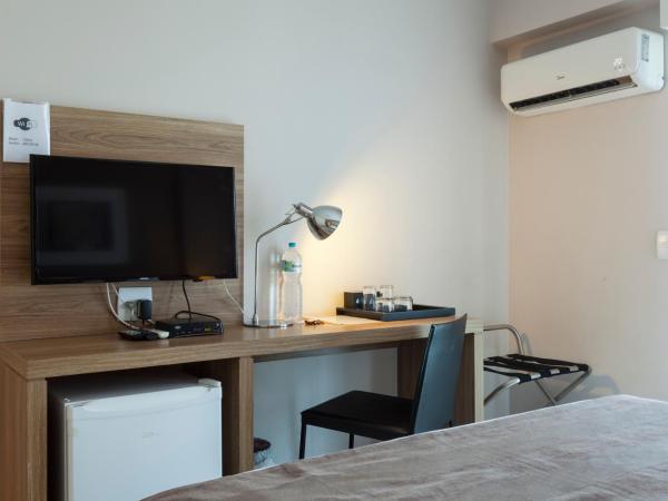 RioStay Residence - Riocentro : photo 4 de la chambre chambre standard lit queen-size