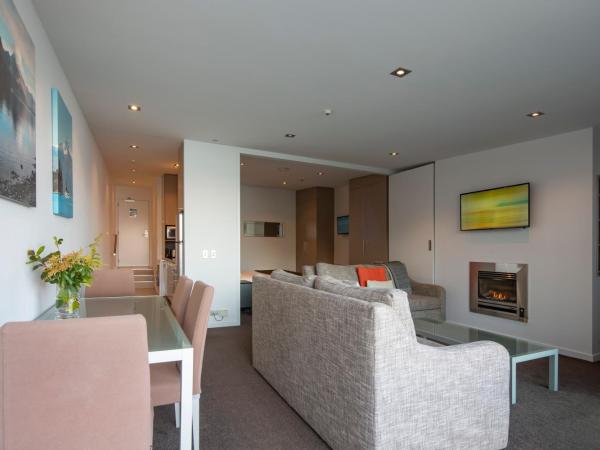 Highview Apartments : photo 6 de la chambre appartement 1 chambre - vue sur lac