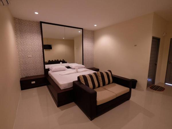 Checkinn Resort Kanchanaburi : photo 3 de la chambre chambre double standard