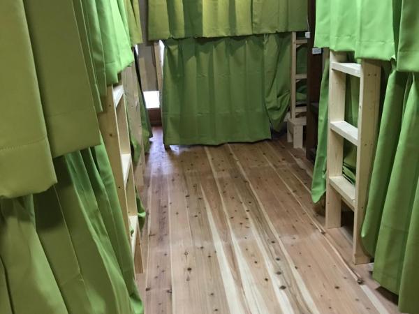 Guesthouse Matsushiro Walkers : photo 2 de la chambre lit superposé dans dortoir mixte