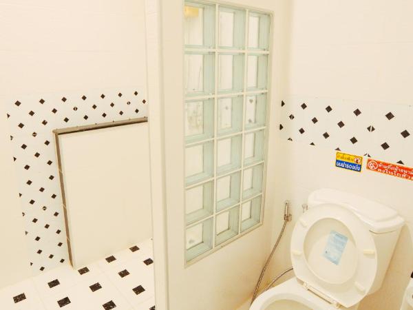 Thaiphiphat house : photo 5 de la chambre chambre double supérieure