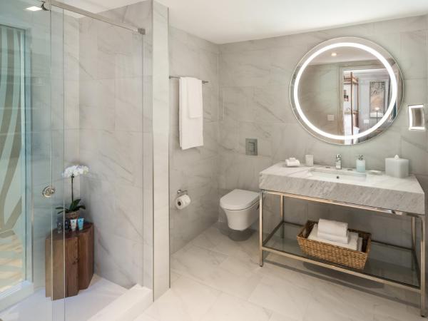 Lennox Miami Beach : photo 4 de la chambre chambre lit king-size deluxe