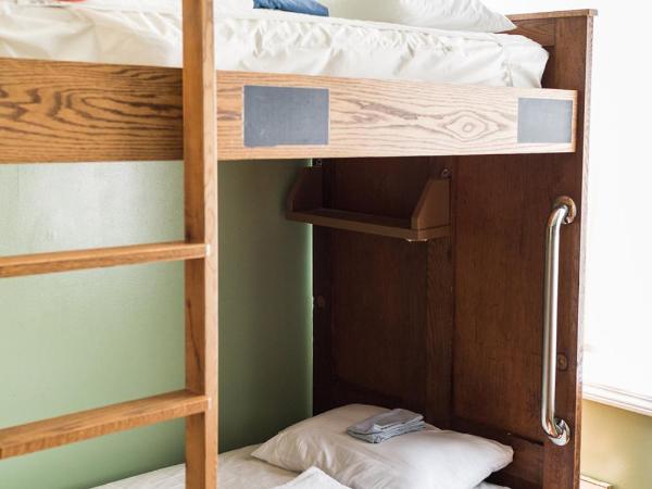 Hostel Detroit : photo 3 de la chambre dortoir mixte 