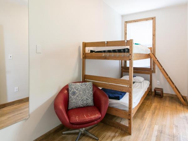 Hostel Detroit : photo 2 de la chambre dortoir mixte 