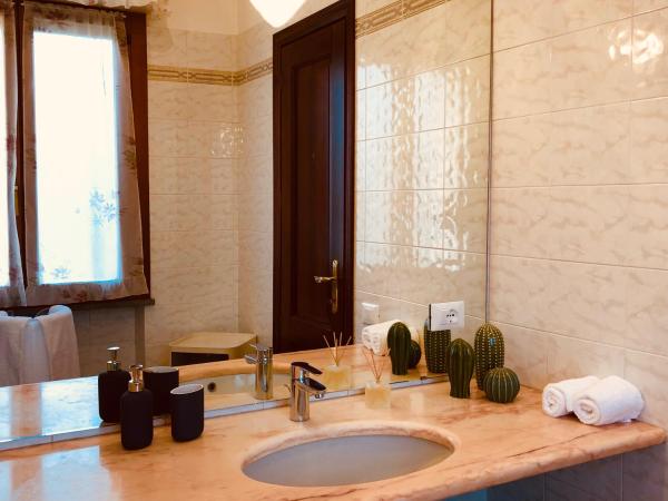 Casa Ciampi Locazione Turistica : photo 4 de la chambre chambre double