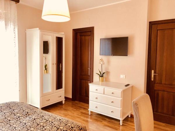 Casa Ciampi Locazione Turistica : photo 3 de la chambre chambre double