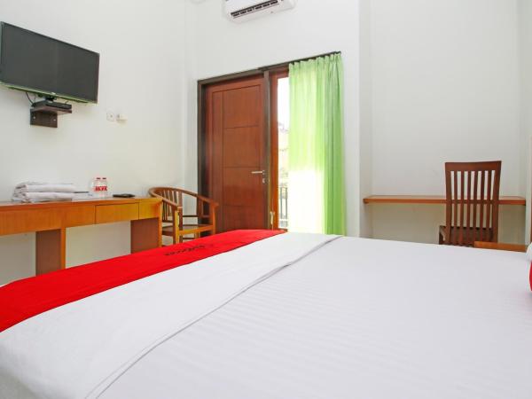 RedDoorz @ Turangga Sari : photo 6 de la chambre chambre double reddoorz