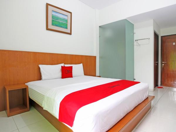 RedDoorz @ Turangga Sari : photo 2 de la chambre chambre double reddoorz
