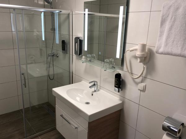 Hotel König : photo 1 de la chambre chambre triple