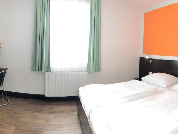 Hotel König : photo 5 de la chambre chambre double