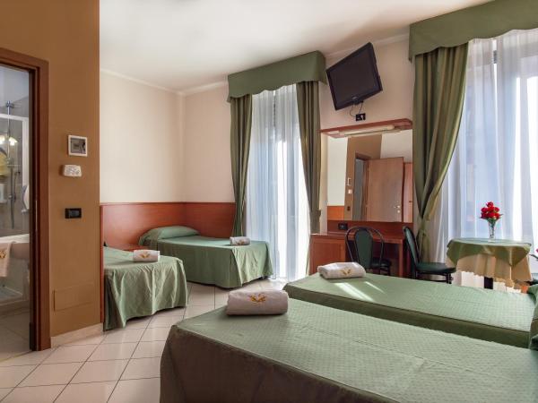 Hotel Dorè : photo 4 de la chambre chambre quadruple