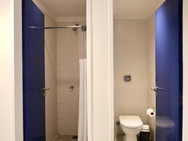 America Del Sur Hostel Buenos Aires : photo 10 de la chambre lit simple dans dortoir mixte