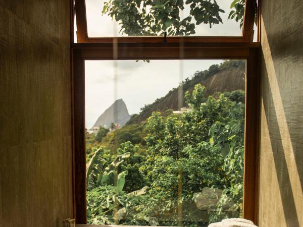 Chez Georges : photo 4 de la chambre chambre lit king-size avec balcon