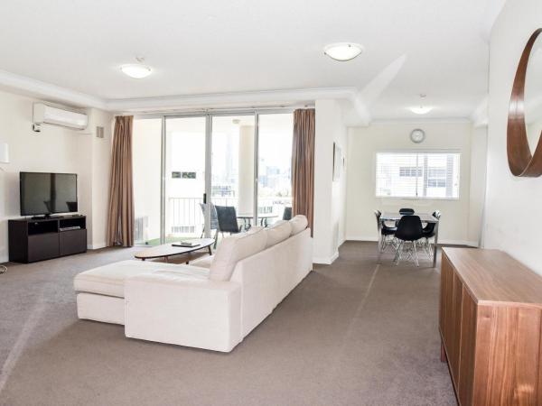 Founda Gardens Apartments : photo 7 de la chambre appartement 3 chambres de luxe