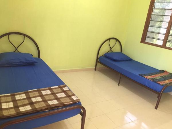 Santai Lots Cherating : photo 5 de la chambre chambre triple basique