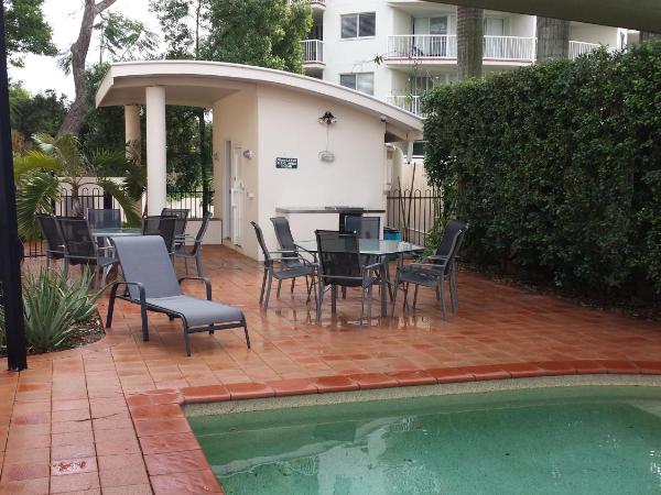 Founda Gardens Apartments : photo 5 de la chambre rosalie two-bedroom apartment