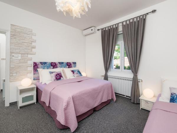 Rooms Mira by Anastasia : photo 6 de la chambre chambre triple classique