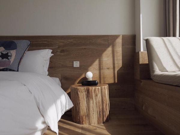 Hangzhou Moju Boutique Guesthouse at the West Lake : photo 8 de la chambre suite - vue sur montagne