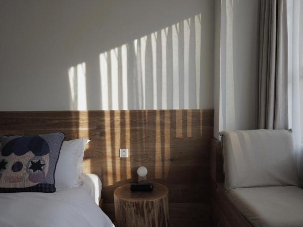 Hangzhou Moju Boutique Guesthouse at the West Lake : photo 5 de la chambre suite - vue sur montagne