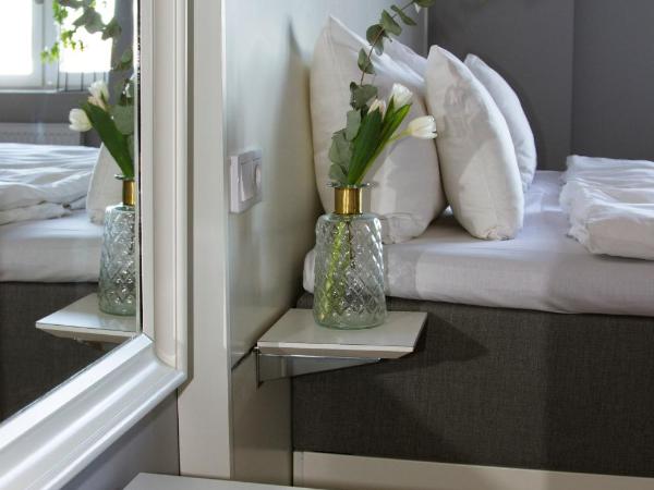 Hotell Hjalmar : photo 8 de la chambre chambre triple