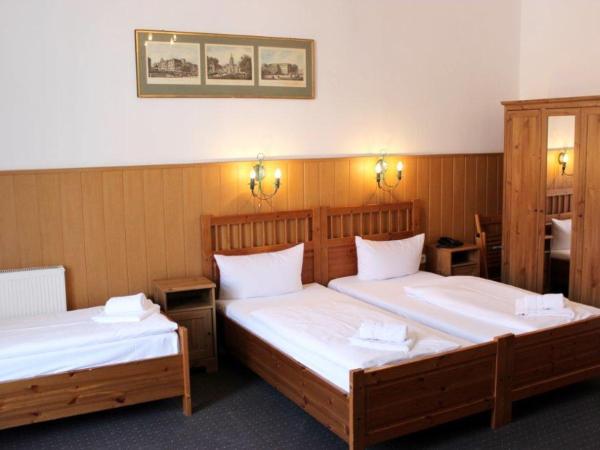 Hotel-Pension Rheingold am Kurfürstendamm : photo 7 de la chambre chambre quadruple