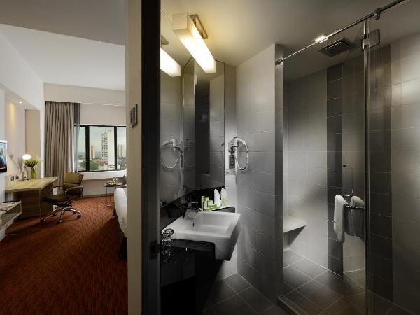 Sunway Hotel Georgetown Penang : photo 2 de la chambre chambre lit king-size deluxe