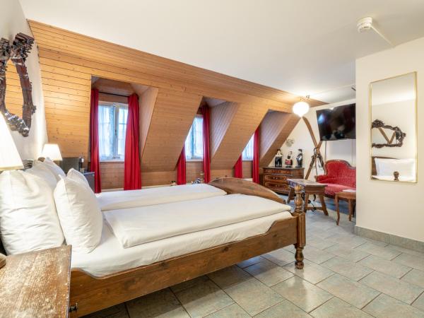 Altstadt Hotel Magic Luzern : photo 1 de la chambre chalet suisse