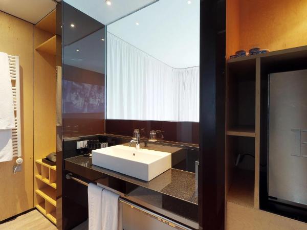 The Level at Melia Barcelona Sky : photo 4 de la chambre chambre level