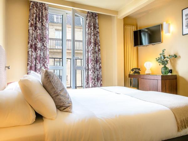 Hôtel Belloy Saint Germain : photo 5 de la chambre chambre double ou lits jumeaux supérieure