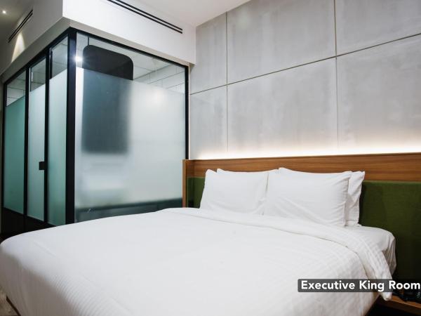 Ceria Hotel : photo 2 de la chambre chambre lit king-size exécutive