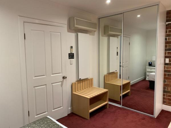 Ensenada Motor Inn and Suites : photo 9 de la chambre suite 1 chambre a