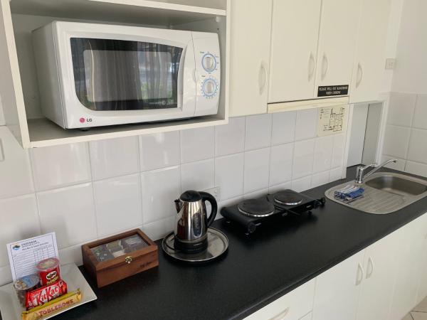 Ensenada Motor Inn and Suites : photo 7 de la chambre suite b 2 chambres