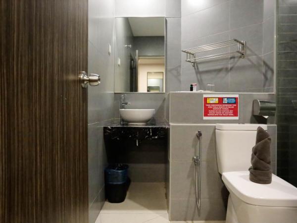 The Grand Campbell Hotel Kuala Lumpur : photo 7 de la chambre chambre supérieure lit queen-size