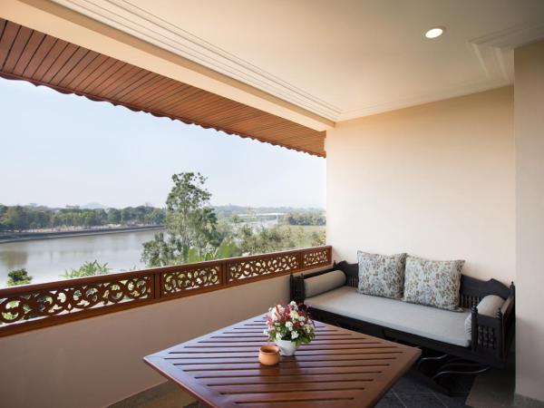 The Imperial River House Resort, Chiang Rai : photo 4 de la chambre suite avec balcon et vue sur le fleuve 