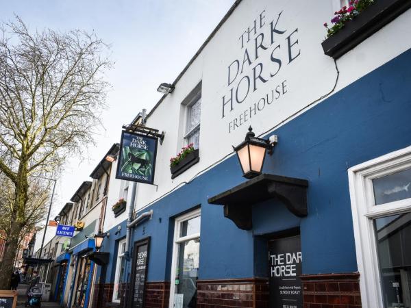 The Dark Horse Pub : photo 3 de la chambre chambre lit king-size