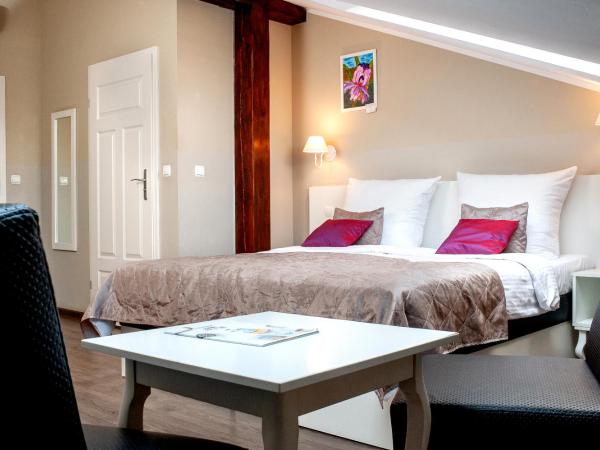 Leone Aparthotel : photo 5 de la chambre hébergement lits jumeaux/double standard