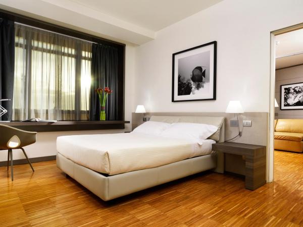 UNAHOTELS San Vitale Bologna : photo 4 de la chambre suite