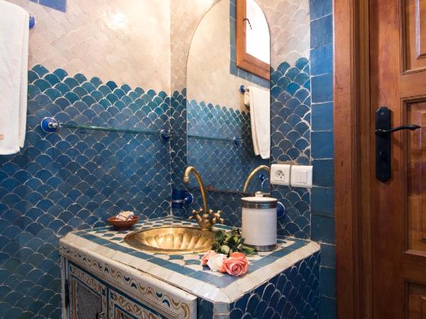 Riad Mazal : photo 2 de la chambre chambre double bleue