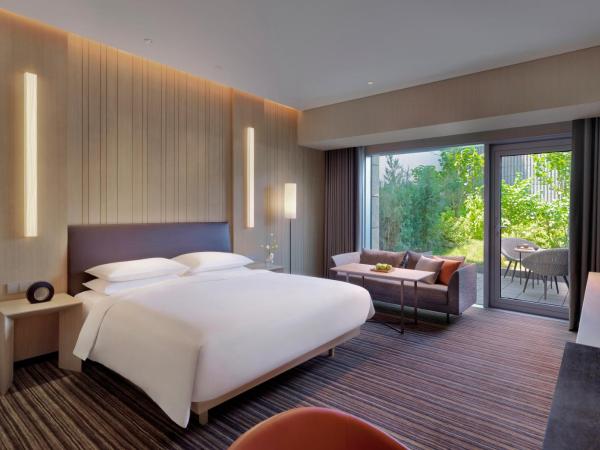 Hyatt Regency Beijing Wangjing : photo 1 de la chambre chambres lit king-size avec terrasse