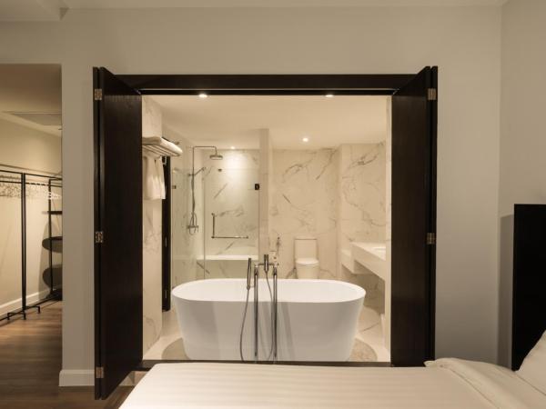 S Ram Leisure Hotel SHA PLUS : photo 8 de la chambre chambre lits jumeaux - vue sur piscine