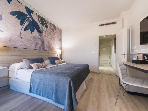 Salles Hotel Málaga Centro : photo 2 de la chambre chambre double