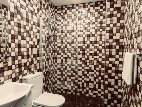 Cheers Midtown Hostel : photo 3 de la chambre lit dans dortoir mixte de 8 lits